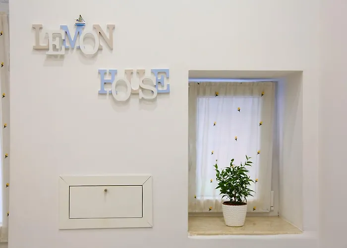 Lemon House